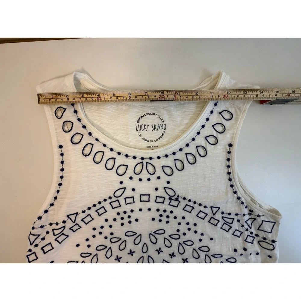 Lucky Brand Embroidered Tank Top XL White Blue Boho Coastal Summer - Picture 5 of 9